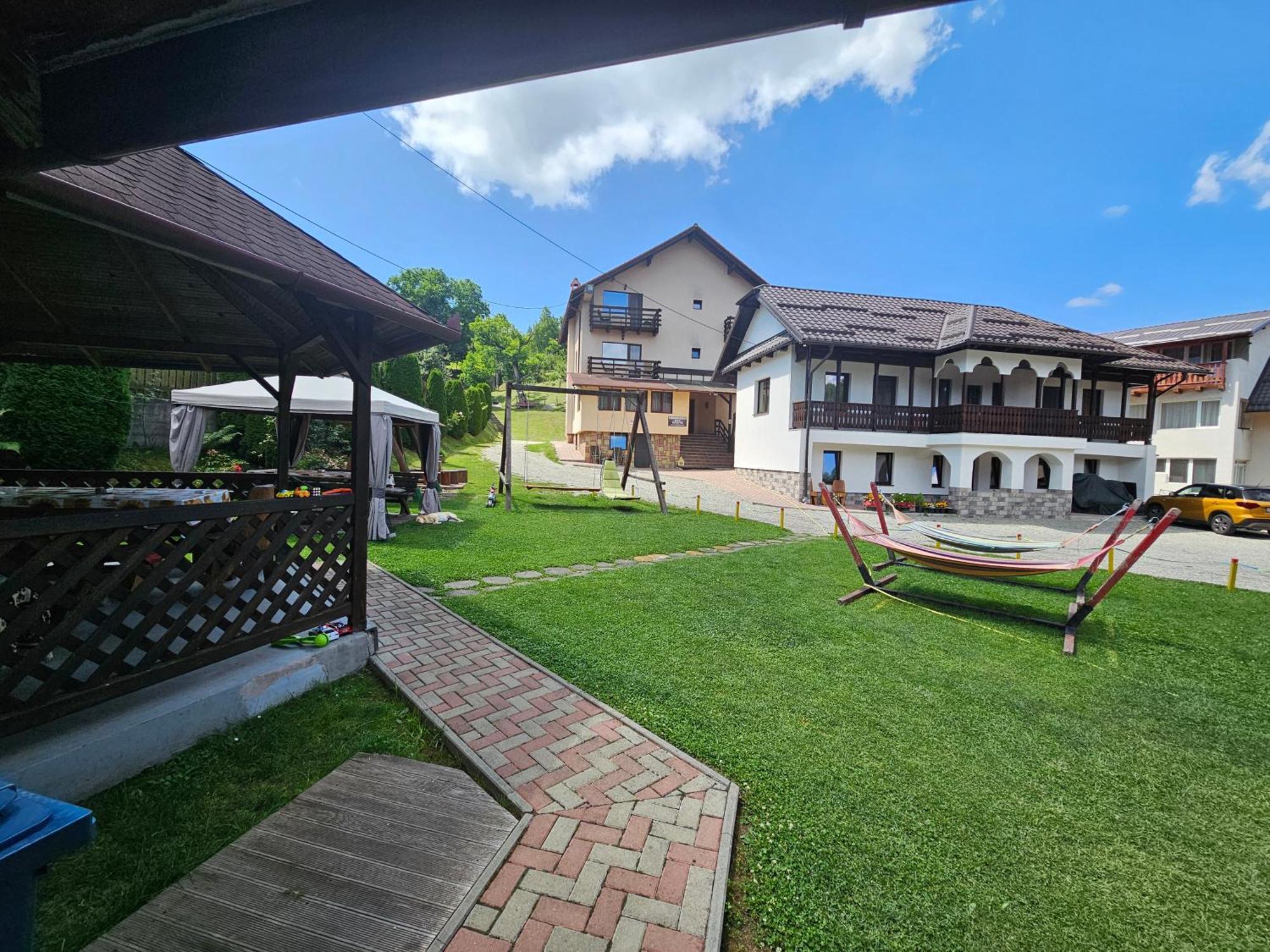Pensiunea Sarah Bran Бран Экстерьер фото